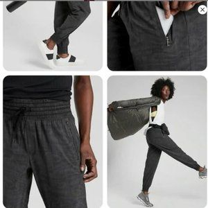 Athleta Camden Printed Joggers in Black Moire